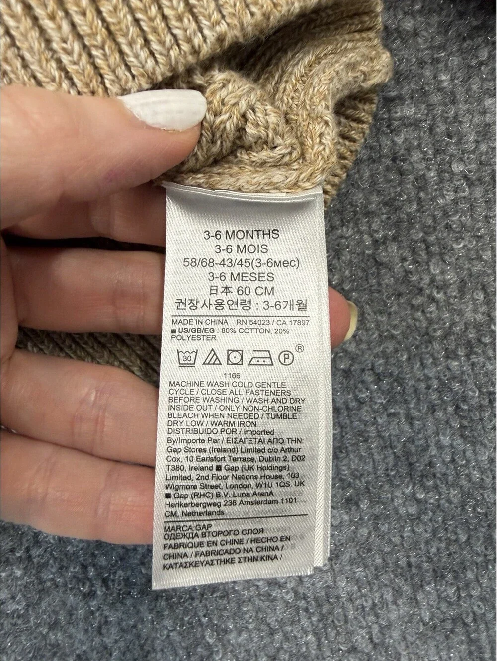 Baby Gap Sweater 3\6 Months Unisex Knit Sweater
